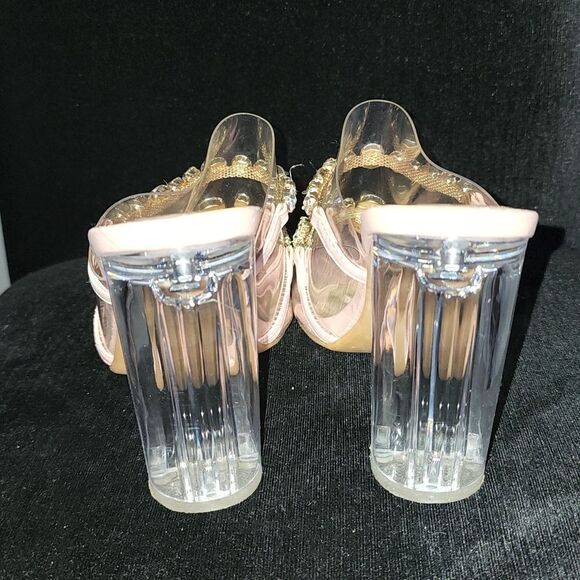 Olivia + Kate Sandals - Picture 3 of 4